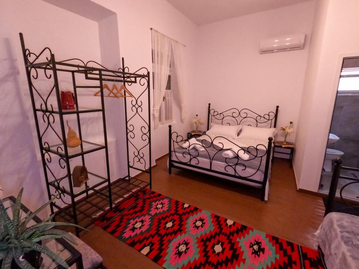 Intown Guesthouse Shkoder Ngoại thất bức ảnh